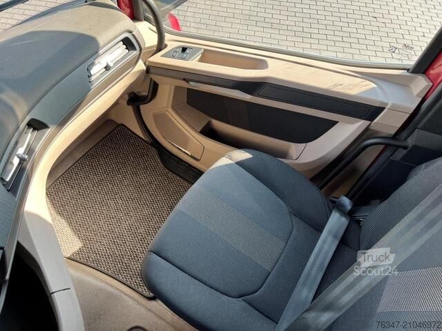 Влекач за голям обем DAF XG 480 FT Low Deck Retarder Standklima 2xTank