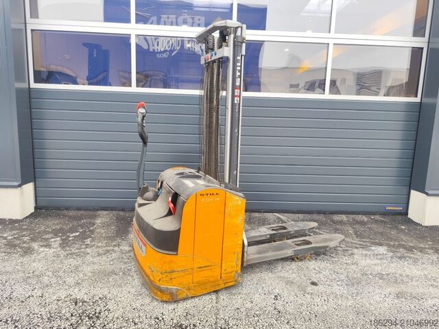 Gerbeur manuel Still EGV14