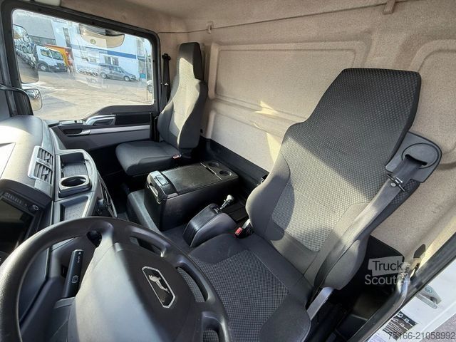 Box van MAN TGL 8.190 Koffer 6,50 m LBW 1,5 T*Diff-Sperre HA