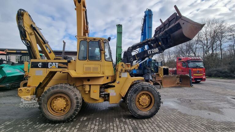 Wiellader Caterpillar IT 28 B