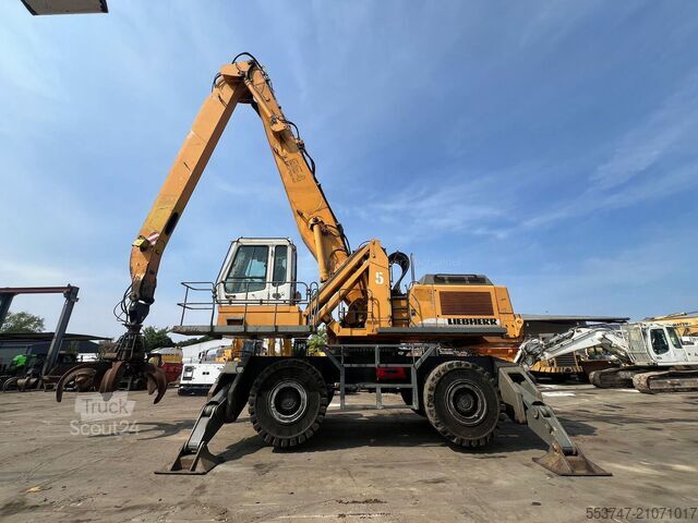 Stroj za ravnanje z materialom Liebherr A954B Litronic