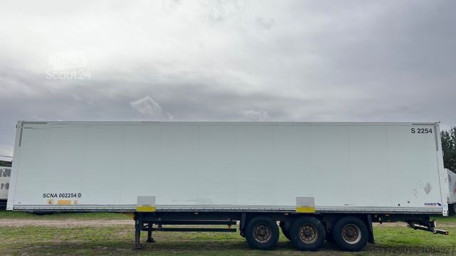 Box semitrailer SCHMITZ CARGOBULL SKO24 / Trockenkoffer / Railway / Huckepack