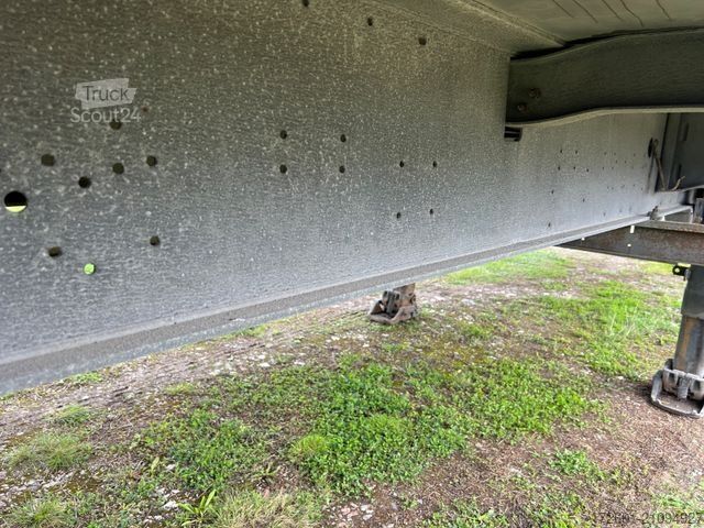 Box semitrailer SCHMITZ CARGOBULL SKO24 / Trockenkoffer / Railway / Huckepack