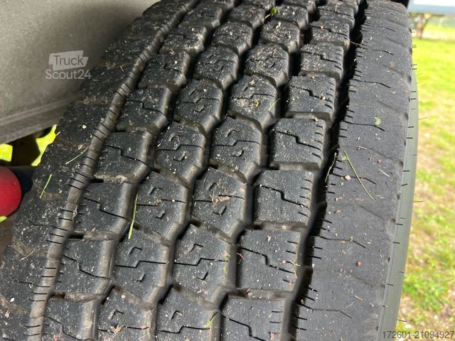 Box semitrailer SCHMITZ CARGOBULL SKO24 / Trockenkoffer / Railway / Huckepack