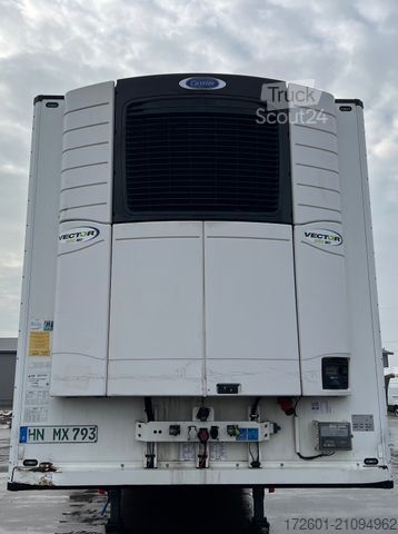 Reefer semitrailer SCHMITZ CARGOBULL SKO24/Carrier 1950Mt/Multitemp/Trennwand /Lift