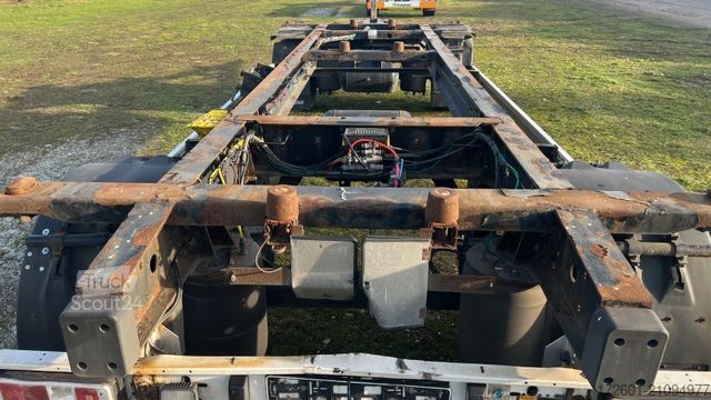 Напівпричіп зі змінним шасі KRONE AZ 18 / Lafette / BPW / 19,5 Zoll Maxi