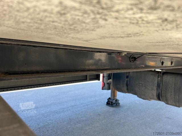 Рефрижераторний напівпричіп KRONE SD27/ Thermo King SLXi300/Doppelstock