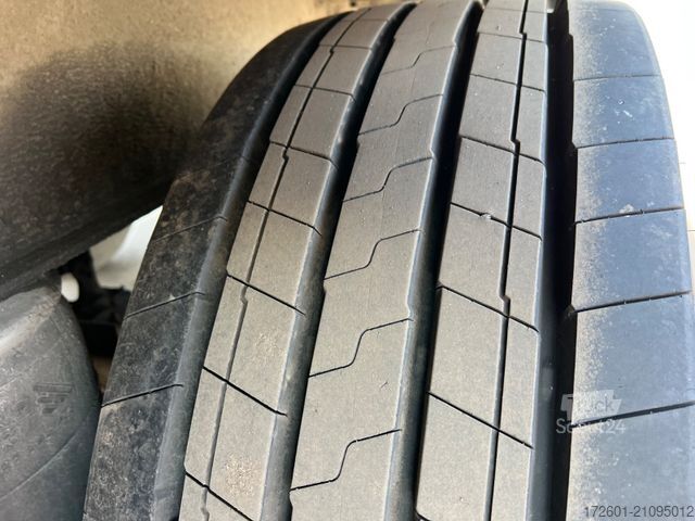 Box semitrailer SCHMITZ CARGOBULL SKO24 / Trockenkoffer / Koffer  /  Doppelstock