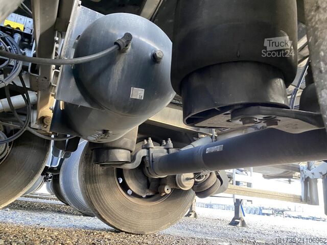 Bitumen tank semitrailer Lag O-3-ST bitumen tank trailer 43 t / 2023