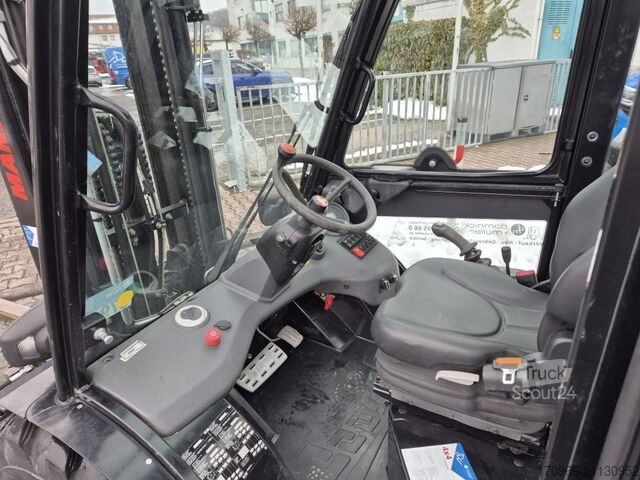 Terreinheftruck Manitou MC 25-4 ST5B S1