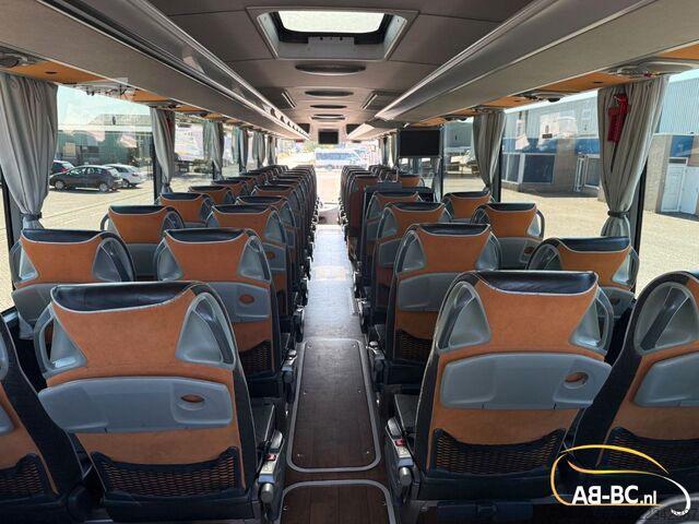 Turistbuss MERCEDES-BENZ Tourismo RHD-M, 57 Sitze