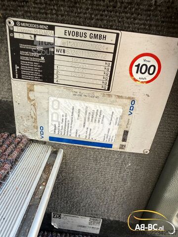 Turistbuss MERCEDES-BENZ Tourismo RHD-M, 57 Sitze
