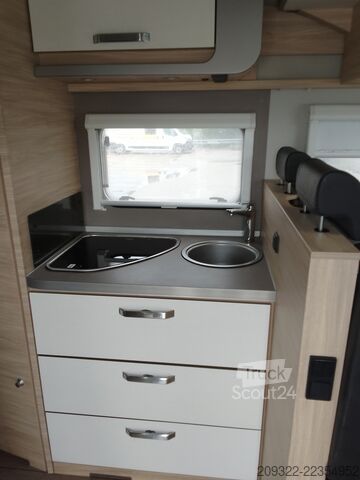  Ford Transit Weinsberg Carasuite 2024 | Cambio automatico | 5 posti letto