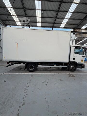  MAN TGL 10.180 Hangend Vlees / Railles de Viande / ...