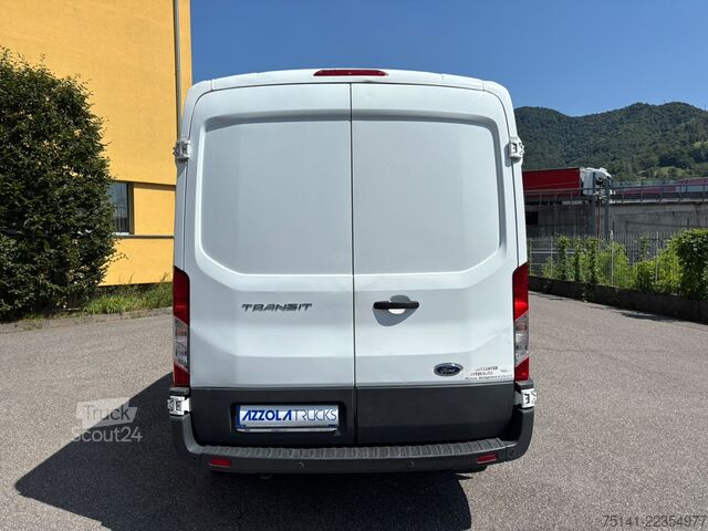  Ford Transit