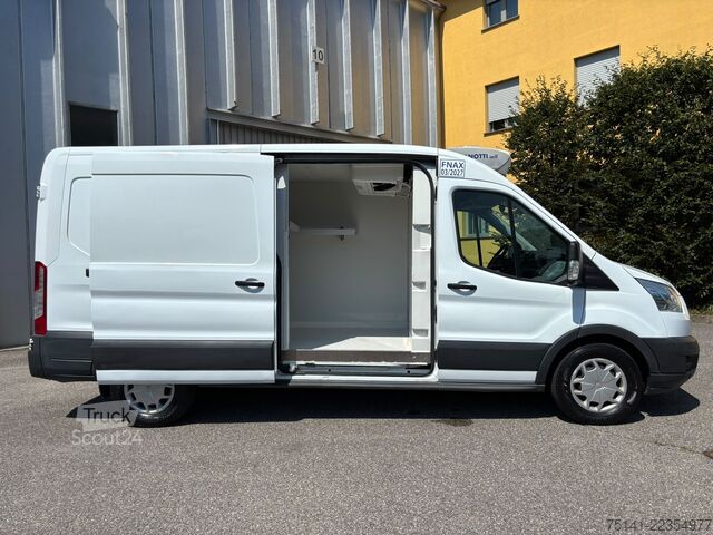 Ford Transit