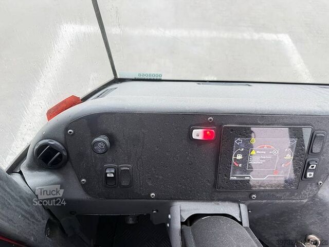 Standard-SZM Kalmar Terminal tractor / Terminal-Zugmaschine /