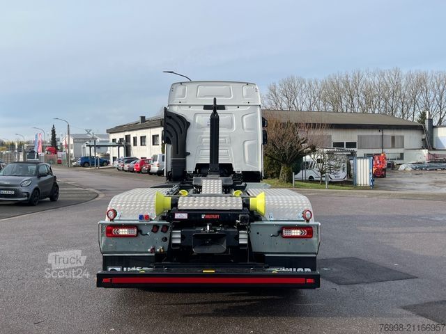 Camión portacontenedores de gancho RENAULT T480 HIAB Abrollkipper
