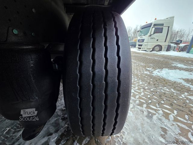 Semirremolque abierto con toldo SCHMITZ CARGOBULL SCS 24/L - 13.62 EB / Liftachse / Palettenkasten