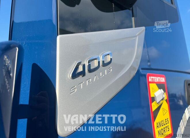 3 essieux sur châssis Iveco AD260S46 STRALIS