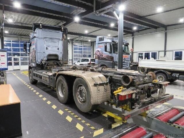 Camion benne à bras amovible Mercedes-Benz Actros 2548 L 6x2 Actros 2548 L 6x2, Liftachse, Retarder, Navi, MultimediaCockpit, Bi-Xenon