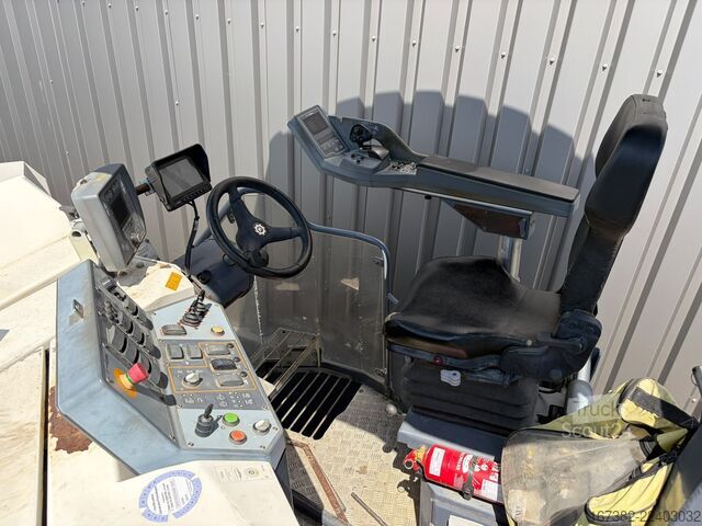 آلة كشط الأسفلت Wirtgen W100CFi