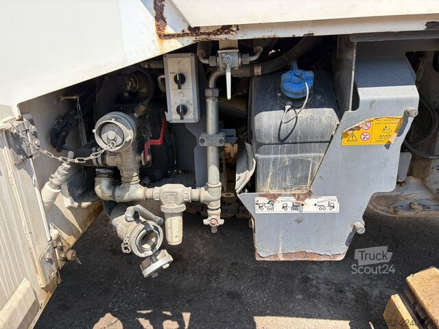 آلة كشط الأسفلت Wirtgen W100CFi