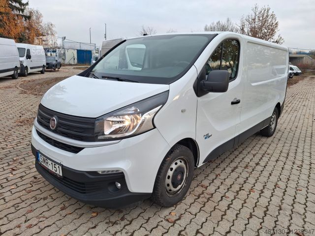 Fourgon tôlé RENAULT Trafic