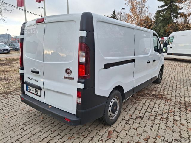 Fourgon tôlé RENAULT Trafic