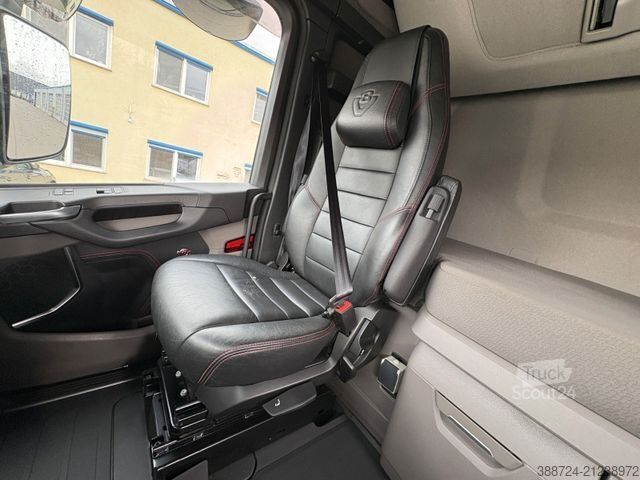 Standard tractor unit SCANIA S580*Topline*Retarder*Vollspoiler*Navi*Standklim