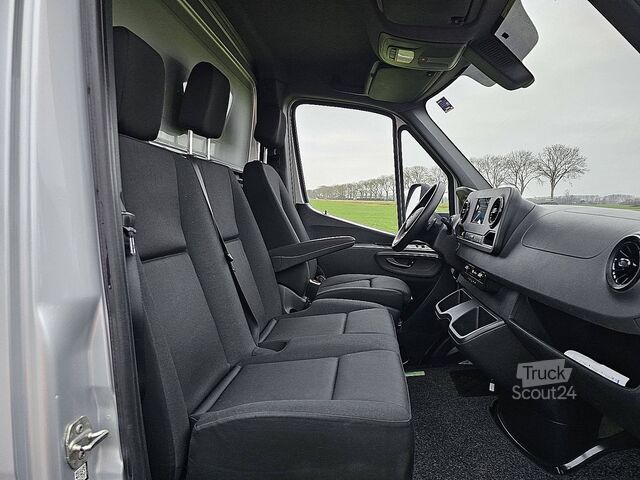 Valise MERCEDES-BENZ SPRINTER 317 Bakwagen Laadklep!