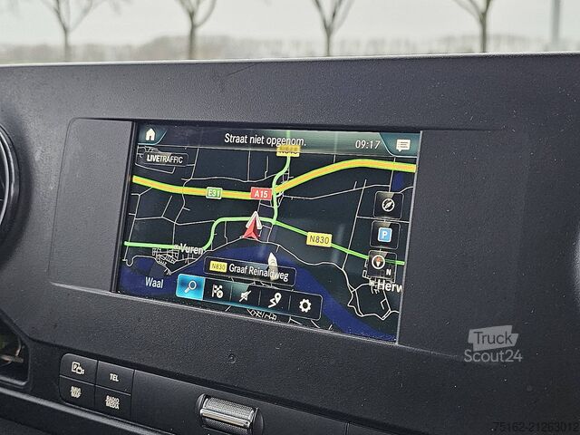 Valise MERCEDES-BENZ SPRINTER 317 Bakwagen Laadklep!