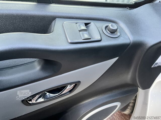 Personenbus Renault Trafic Passenger 1.6 dCi BTW / BPM vrij marge E...