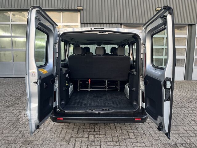 Autobús de pasajeros Renault Trafic Passenger 1.6 dCi BTW / BPM vrij marge E...