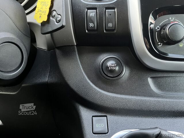 Autobús de pasajeros Renault Trafic Passenger 1.6 dCi BTW / BPM vrij marge E...