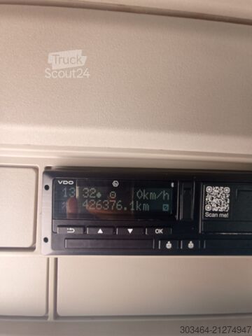 štandardný ťahač Iveco S-WAY 570 euro 6-E uff. ITALIA Full pn.