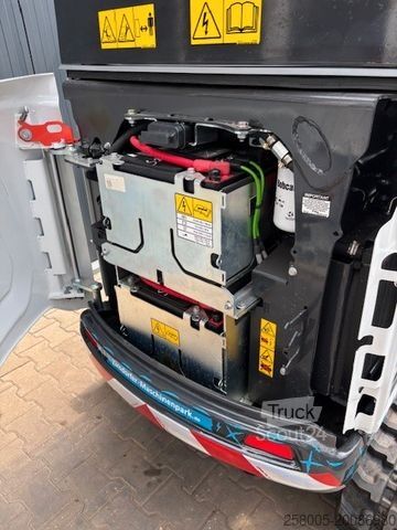 Mini ekskavatorius BOBCAT E 19  - Elektrobagger