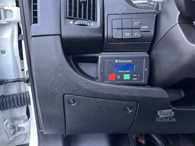 Nakládací plošina Peugeot Boxer 2.2 HDI Heavy Winterdienst Zoutstrooier N...