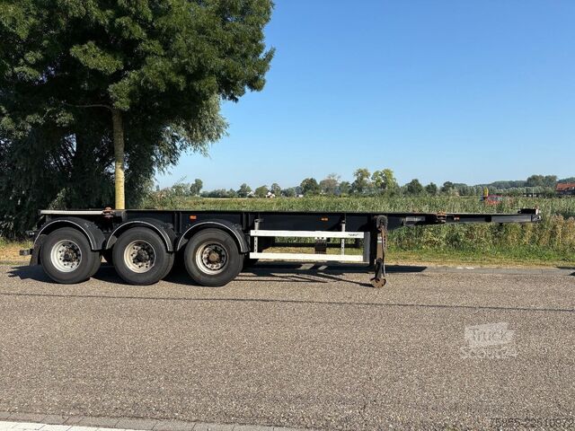 Transport av containrar Burg BPO 12-27 CCXAX 20 FT / Tankcontainer / ADR / N...
