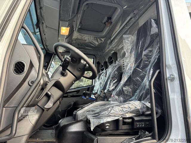 Macara montată pe camion Iveco Eurocargo 180E32