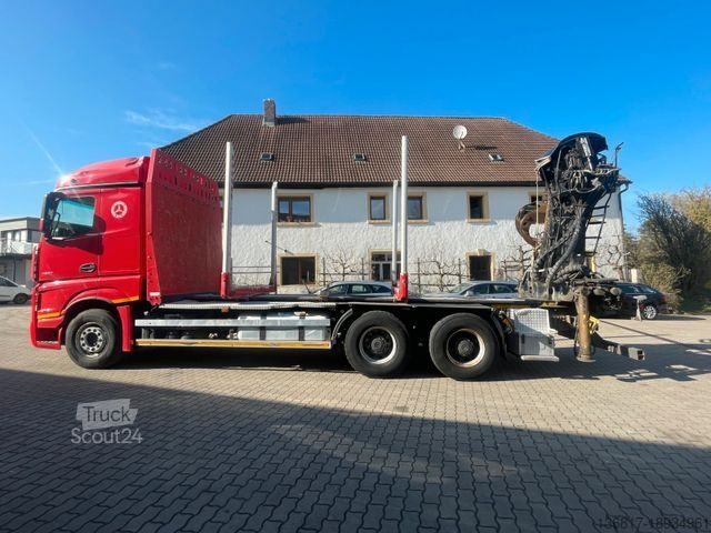 Tomruk kamyonu MERCEDES-BENZ Actros 2663 6x4 Holztransport Ladekran Palfinger