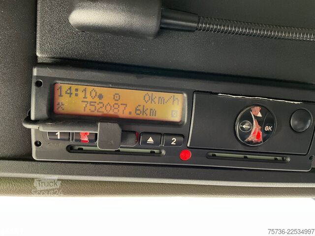 Standaard-SZM DAF FTN 105 XF 460 6x2 Hiab 60 Tonmeter laadkraan