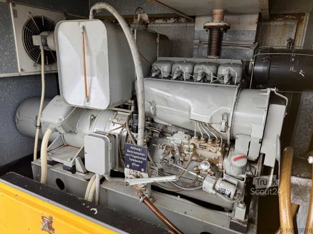 Remorcă  Bay Stromaggregat 35kVA 1.967h Deutz