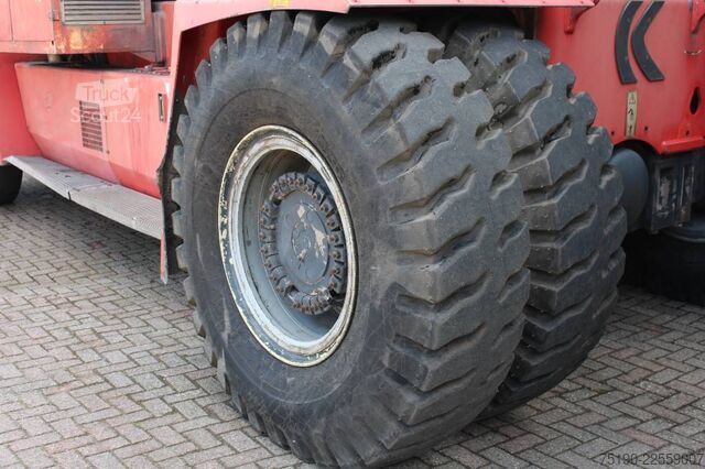 Reachstacker Kalmar DRF 450-65 A 5 X WITH MAGNET