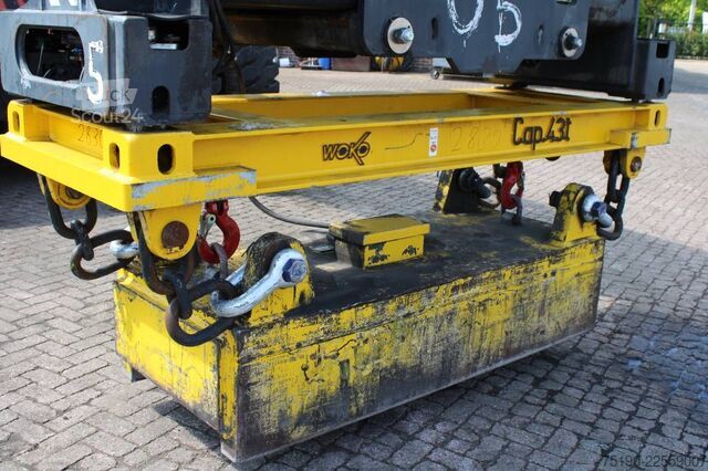 Reachstacker Kalmar DRF 450-65 A 5 X WITH MAGNET