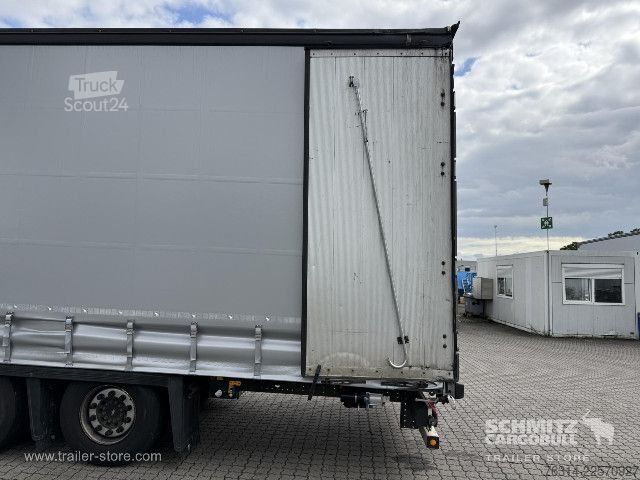 Open semitrailer with tarp Schmitz Cargobull Curtainsider Mega Getränke