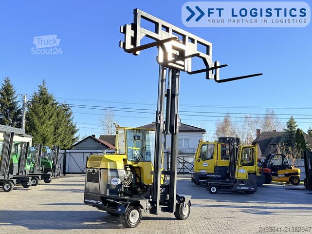 Carretilla retráctil de 4 vías Combilift C3000XL DUPLEX SPREADER BEAM FREE LIFT