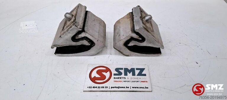 Soporte de motor Scania Occ set motorsteunen Scania