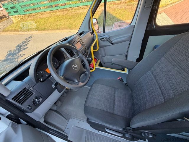 Minibüs MERCEDES-BENZ Sprinter 313 Cdi 9Sitze+Rollstuhllift Klima Navi
