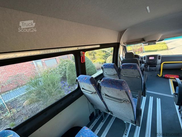 Minibüs MERCEDES-BENZ Sprinter 313 Cdi 9Sitze+Rollstuhllift Klima Navi
